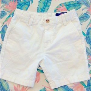 vineyard vines white girls shorts